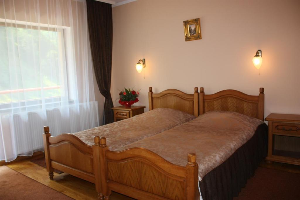 Pension Curmatura Stezii Решинарі Номер фото